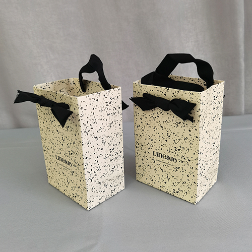 gift paper bag